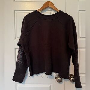 Spiritual Gangster Woman’s Cropped Sweatshirt with Raw Hem